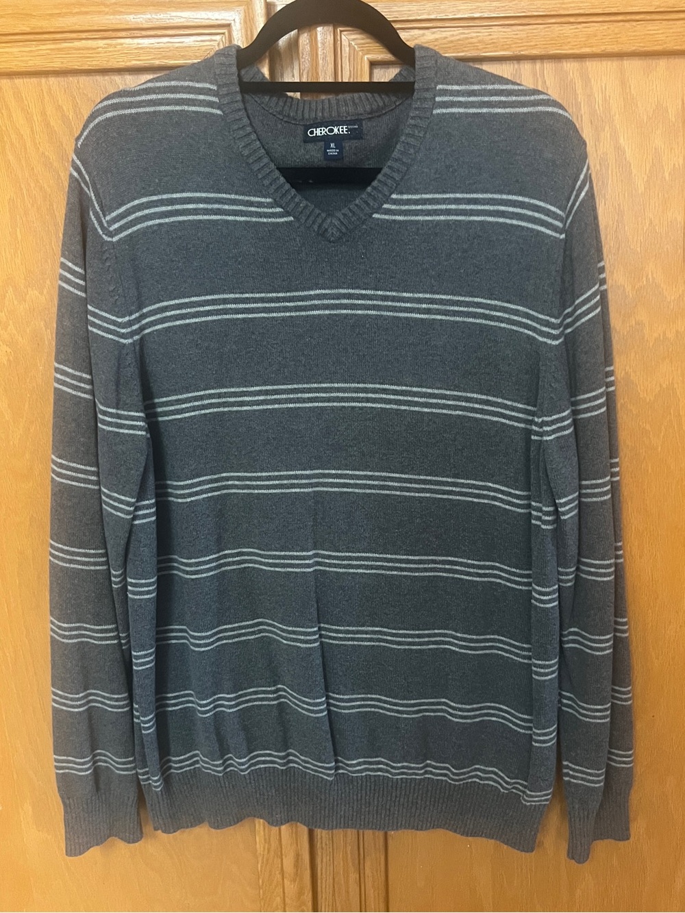 Cherokee gray sweater with white horizontal stripes size XL